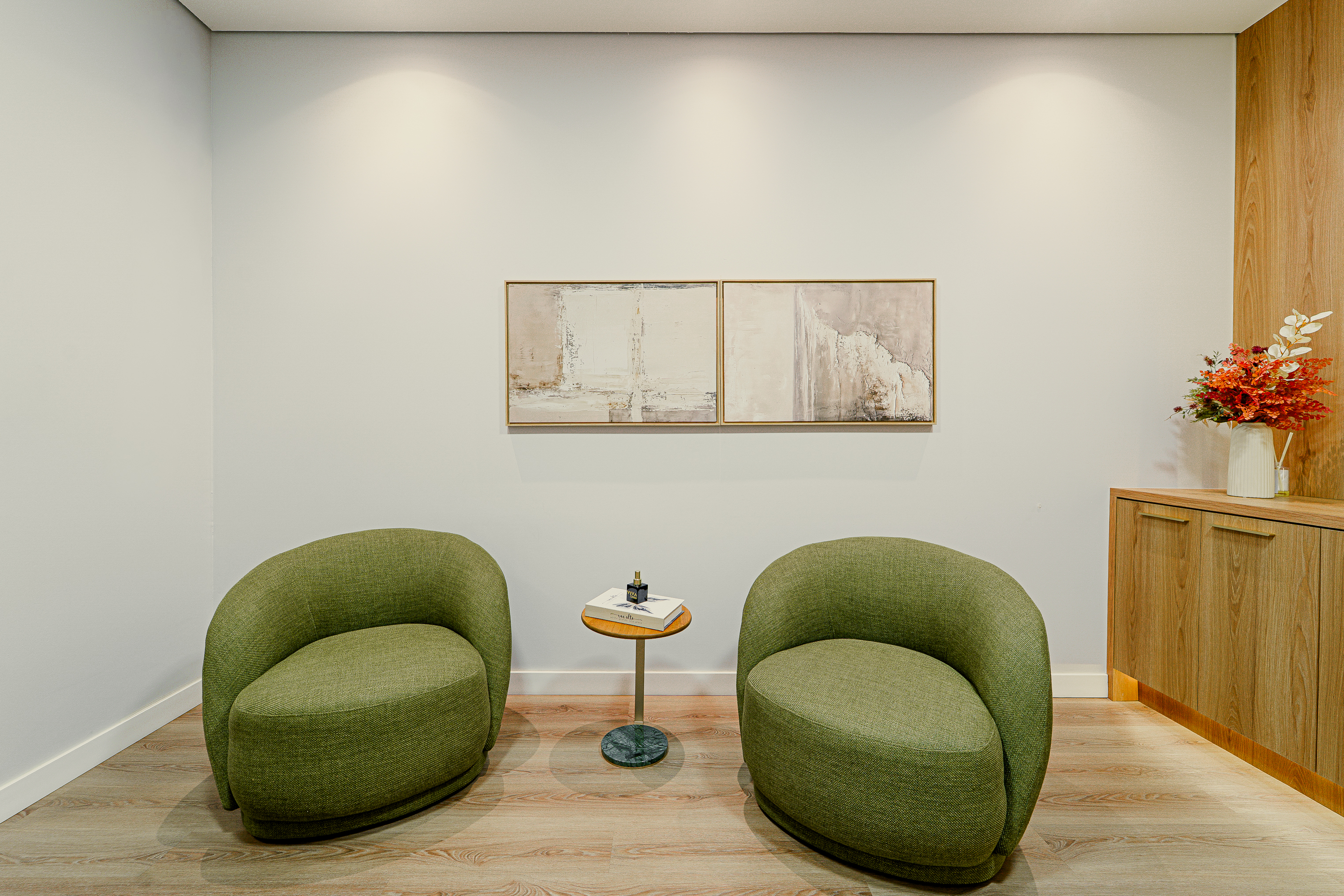 Recepção poltronas verdes